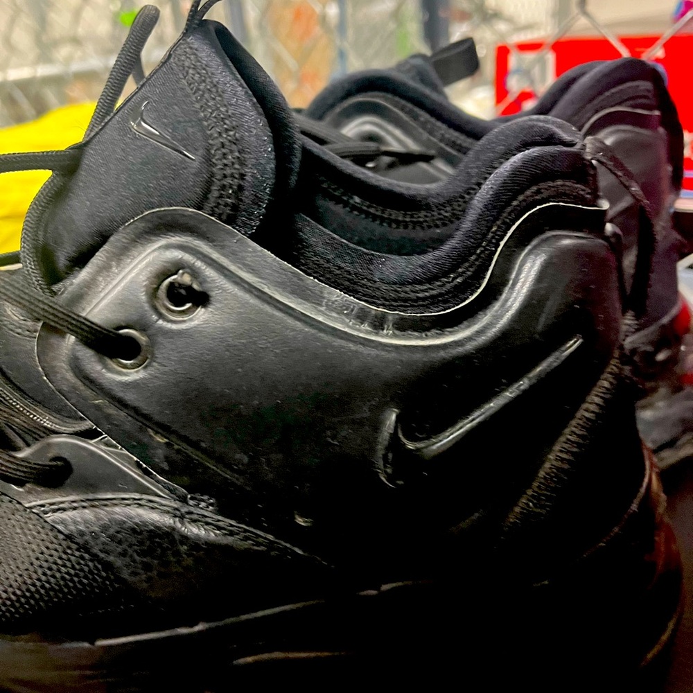 Nike Air Force men sneakers in perfect condition size 11.5 black